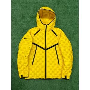 Nike Sportswear Tech Pack Down Filled Jacket Yellow Size M